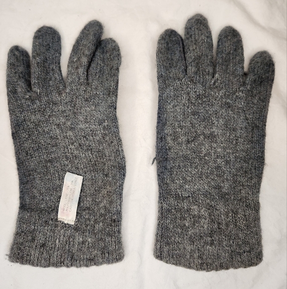 Vintage Winter Ski Gloves - Picture 3 of 10
